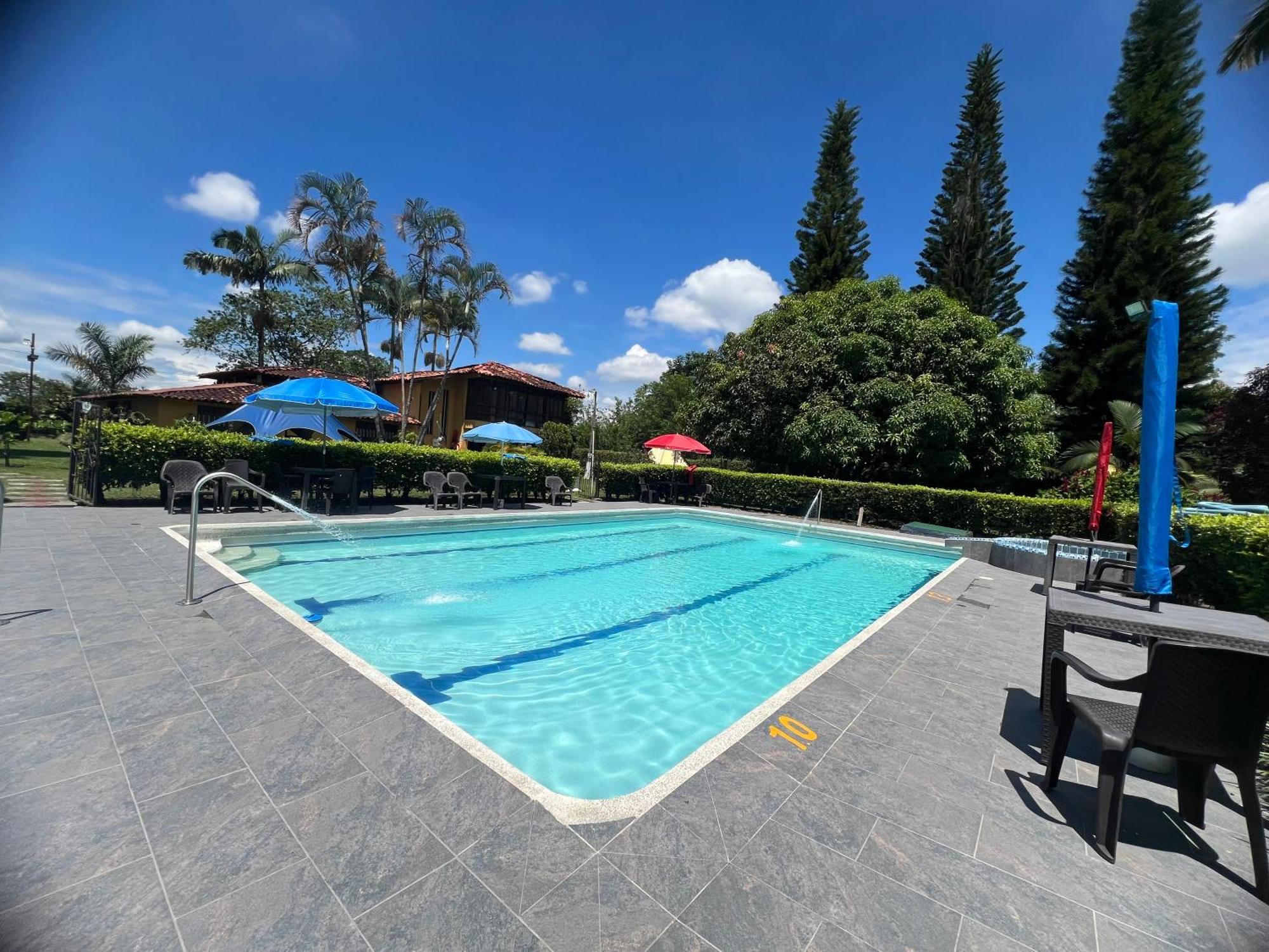 Villa Alejandra Del Quindio Calarcá 外观 照片